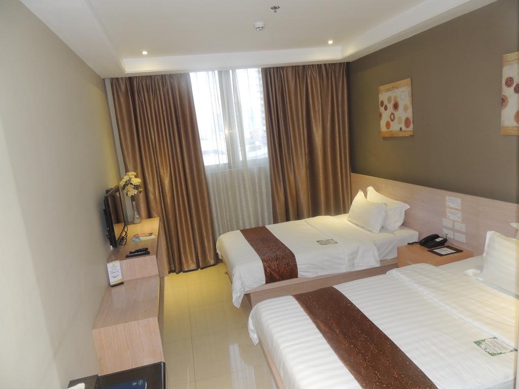 Dela Chambre Hotel Манила Екстериор снимка