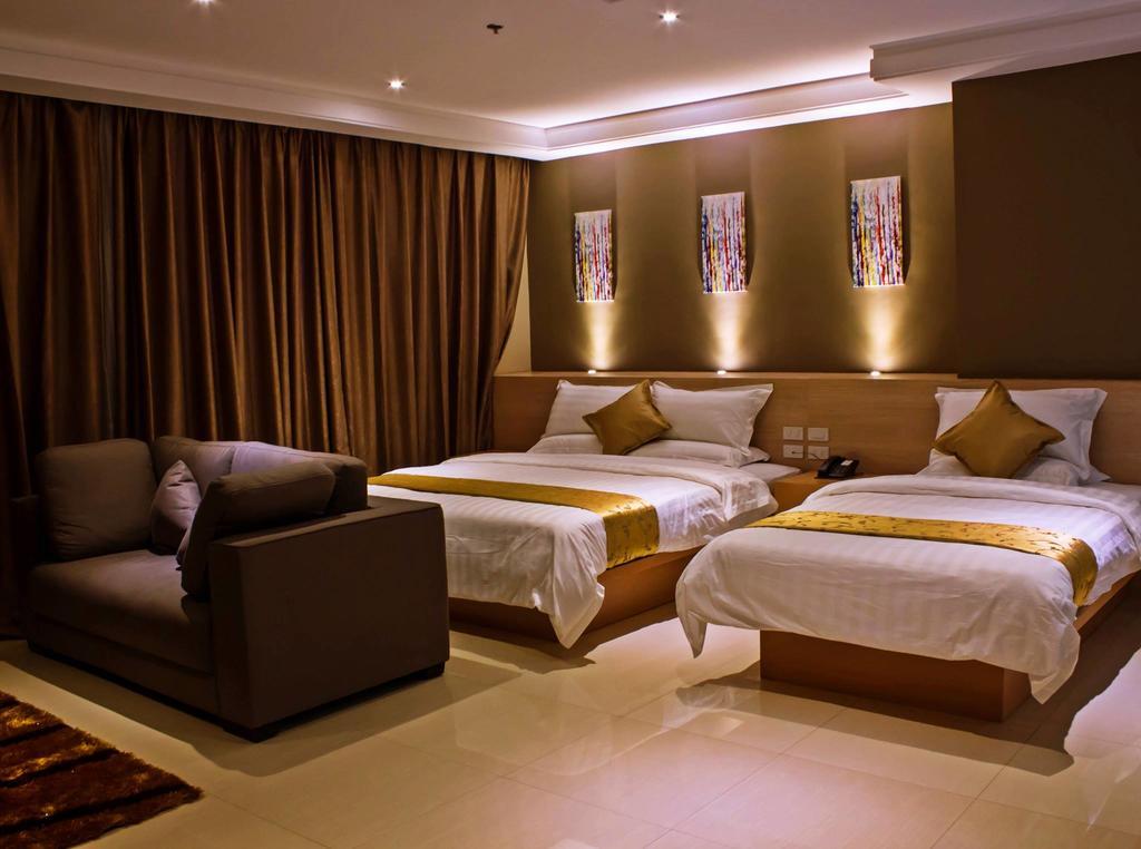 Dela Chambre Hotel Манила Екстериор снимка