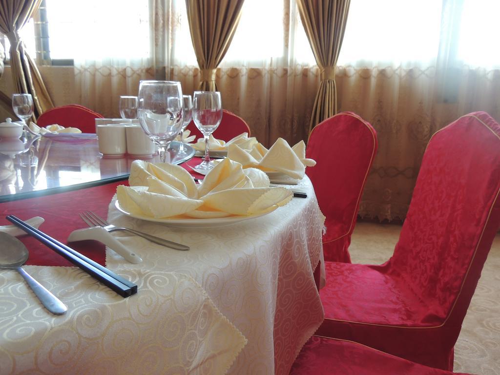 Dela Chambre Hotel Манила Екстериор снимка