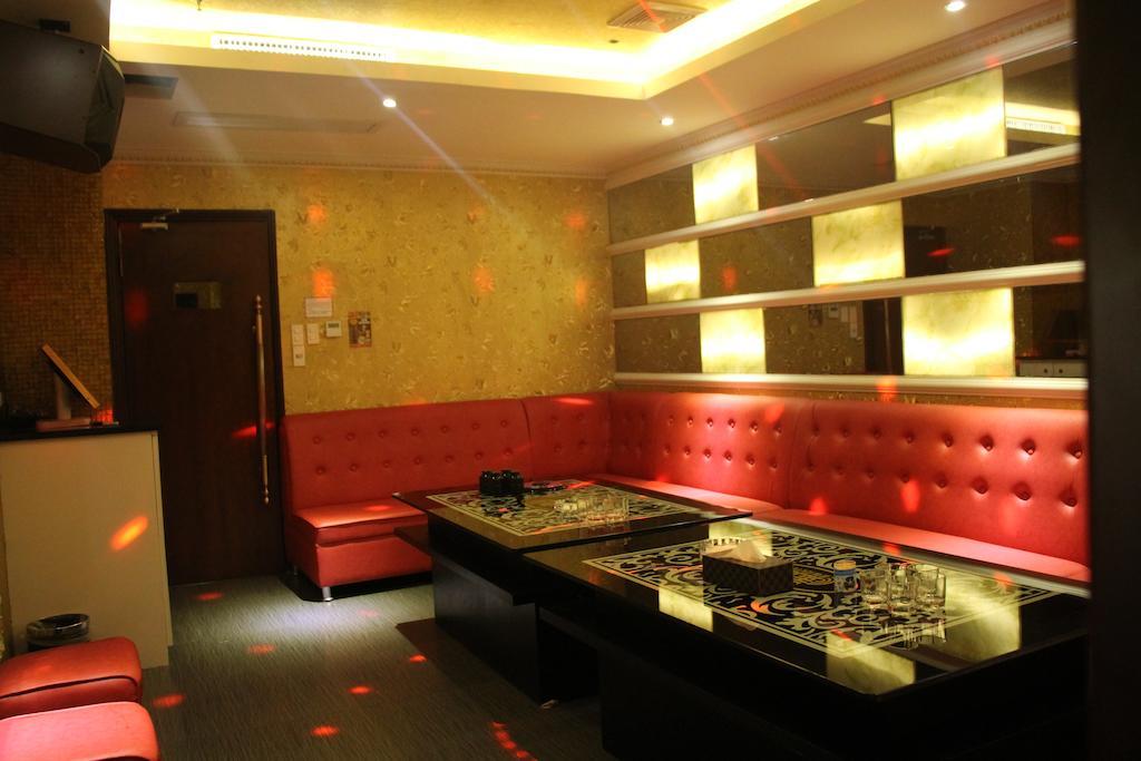 Dela Chambre Hotel Манила Екстериор снимка