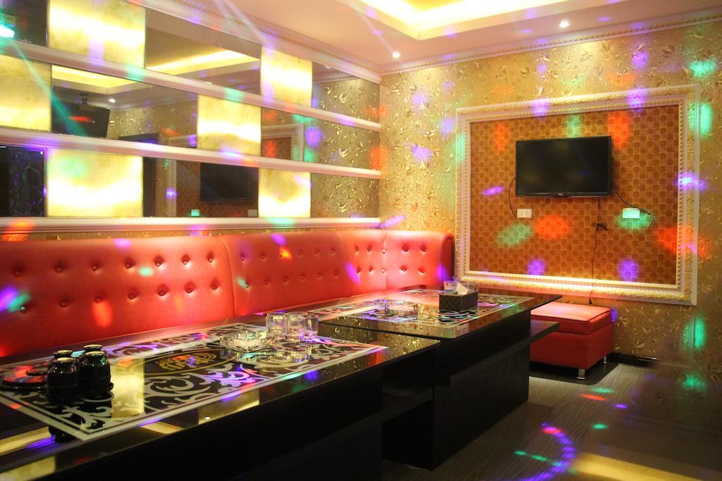 Dela Chambre Hotel Манила Екстериор снимка
